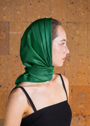 100% Mulberry Silk Scarf For Women | Green Silk Scarf | 90 x 90 cm